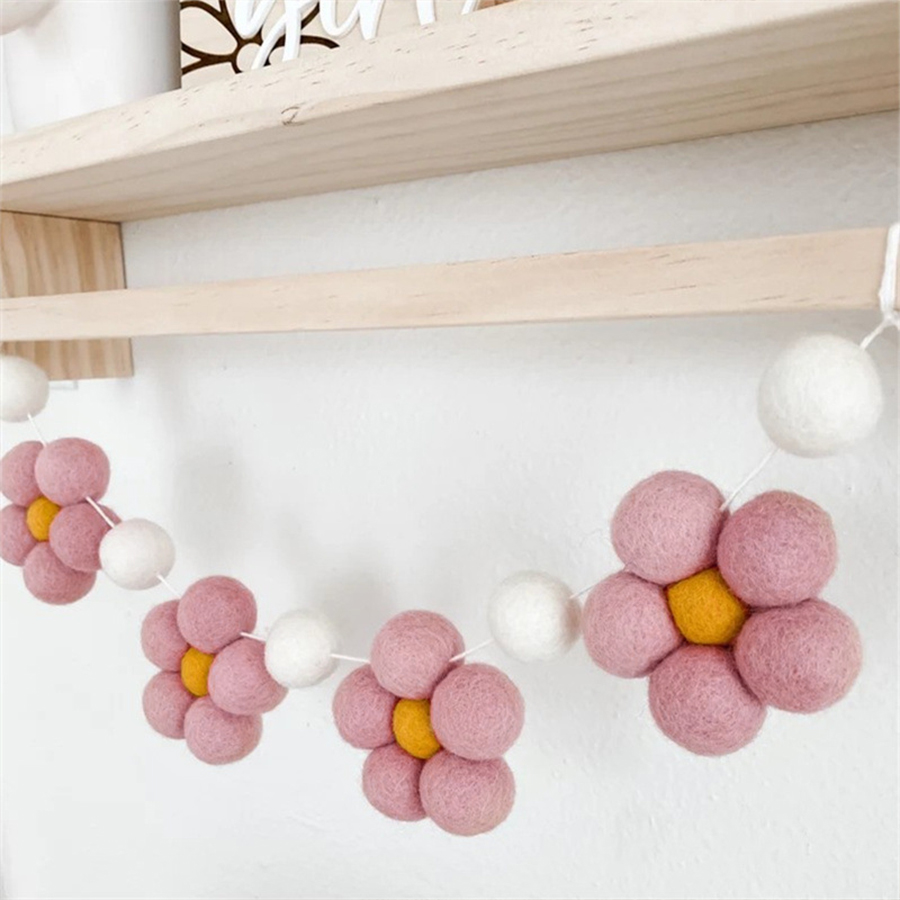 Karangan Bunga Daisy dari Kain - Baby Nursery Garland ulasan dan harga